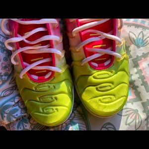 Excellent condition Nike 6